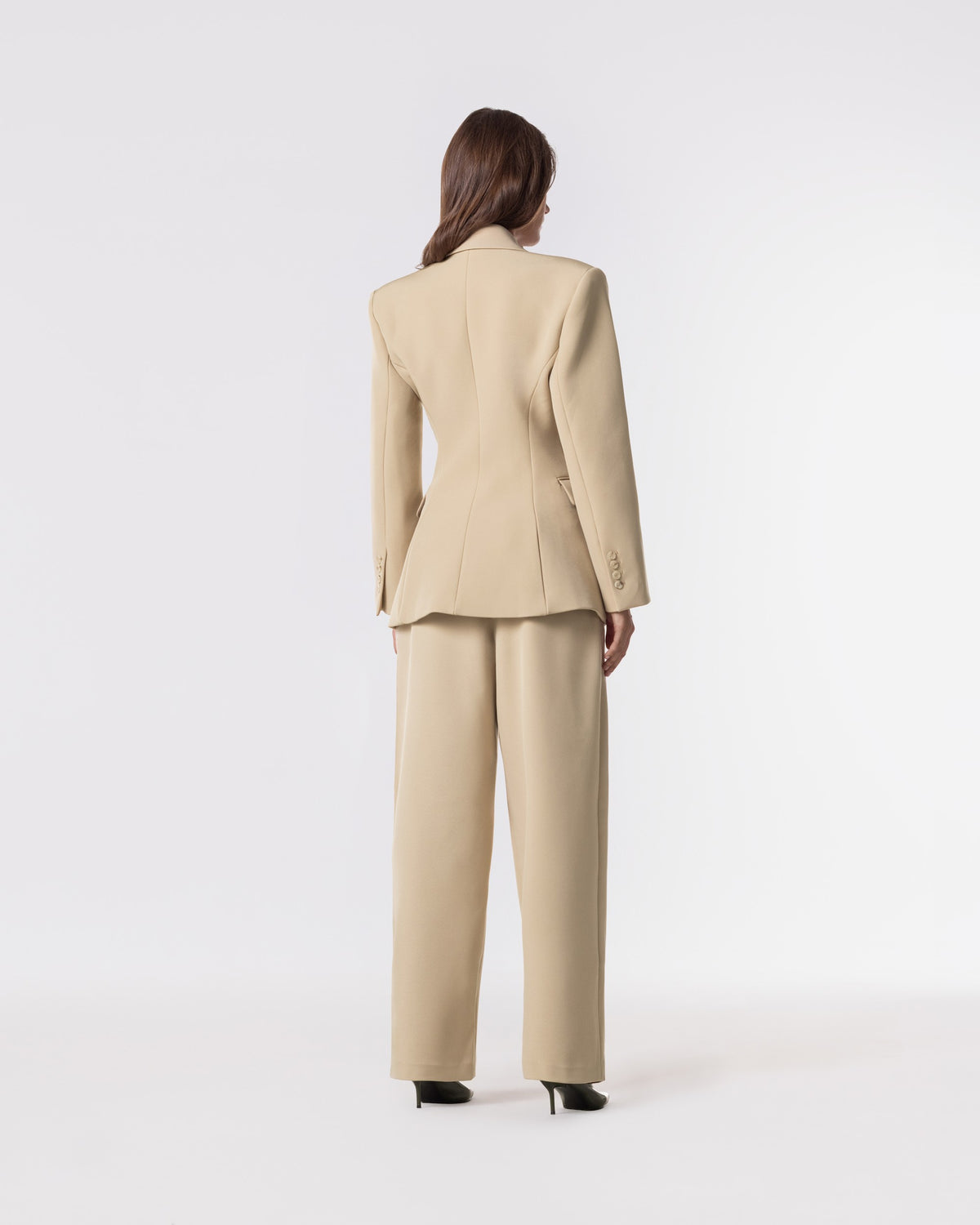 SAHARA SUIT