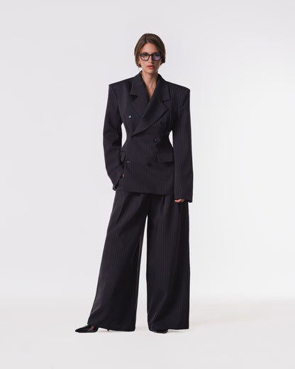 SOFIA SUIT